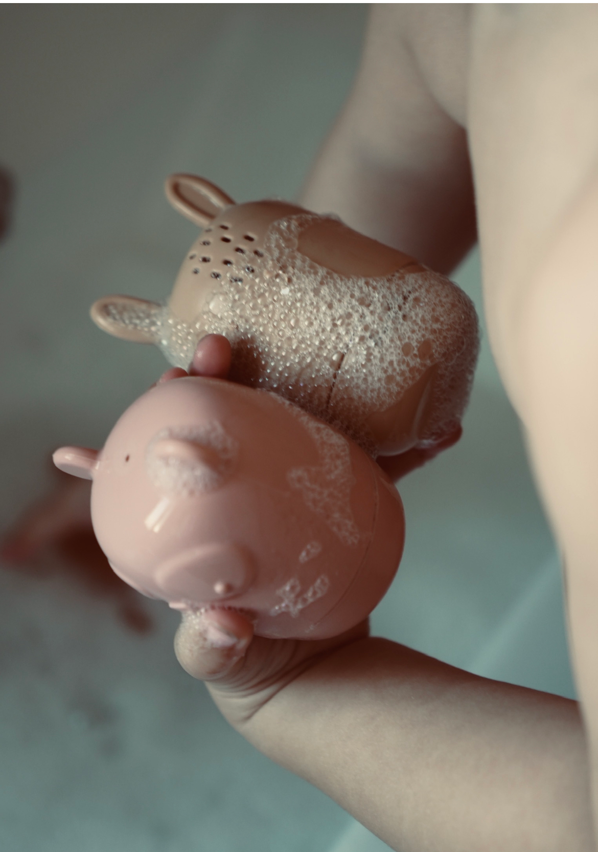 Jouets pour le bain Léo et Léa tons naturels rose nude